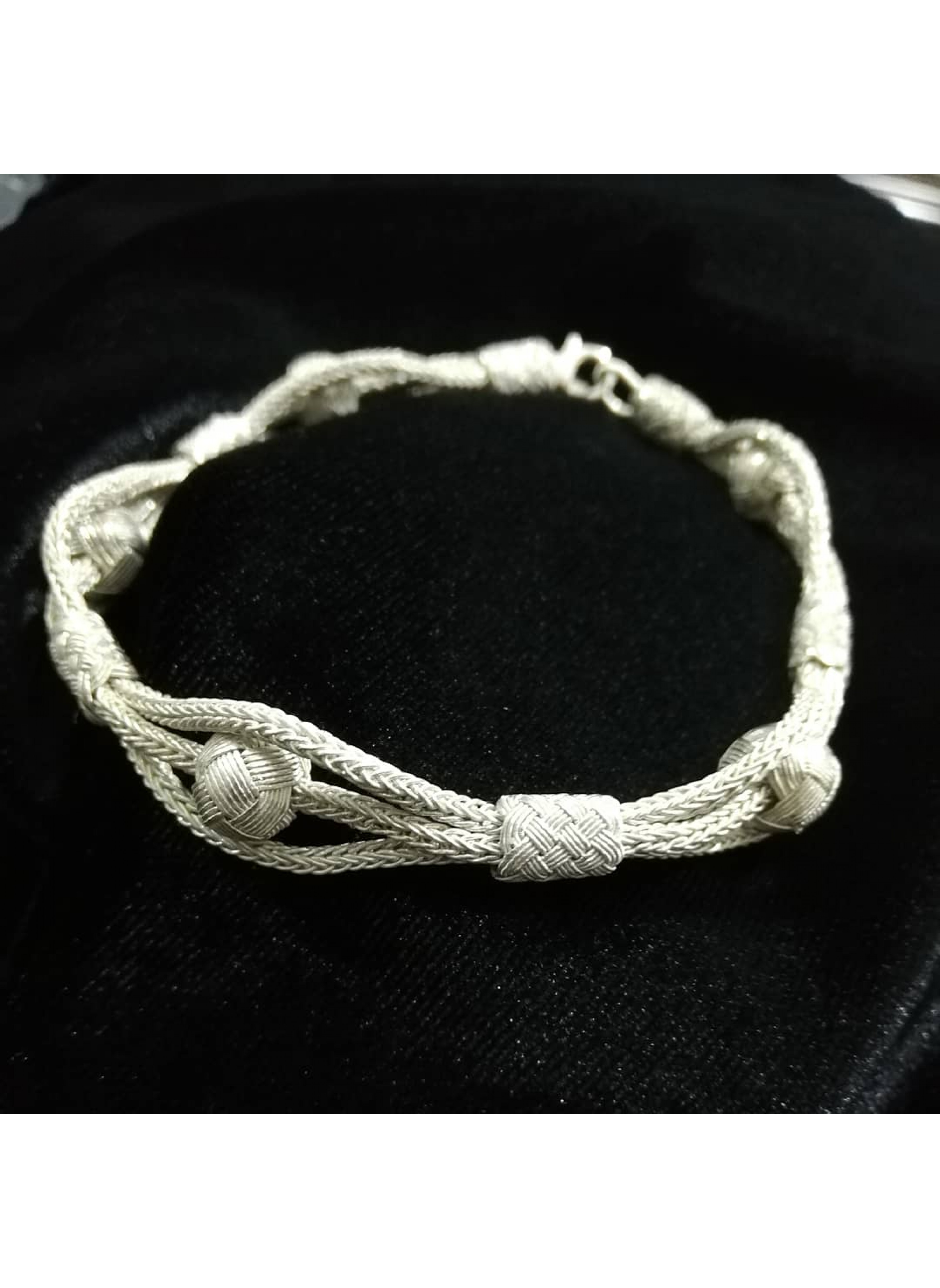 Gümüş Rengi Çift Zincirli Altın Bileklik