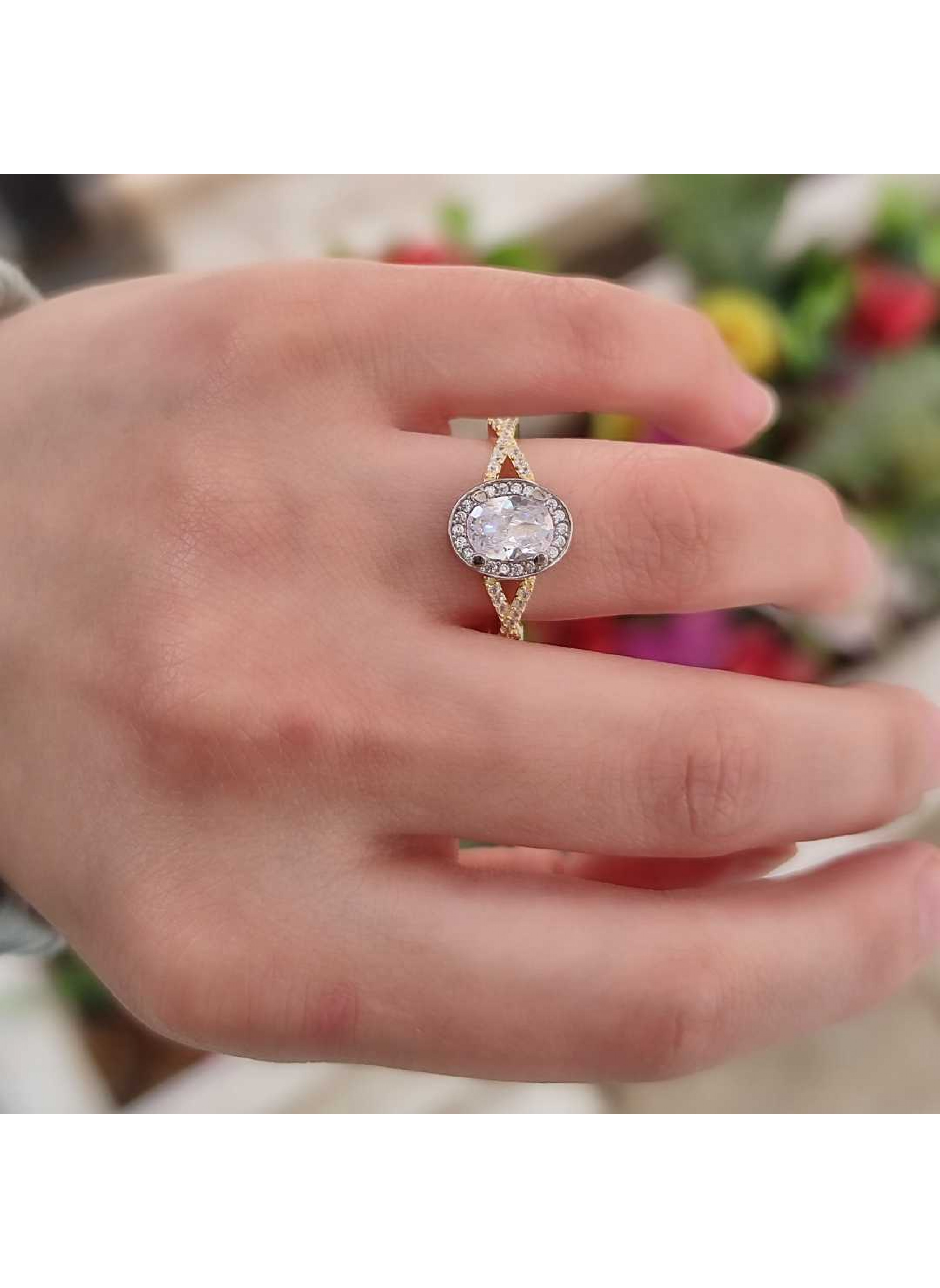 Oval Tektaş Yüzük